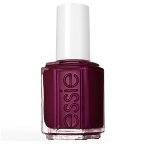 ESSIE 0935-in the lobby